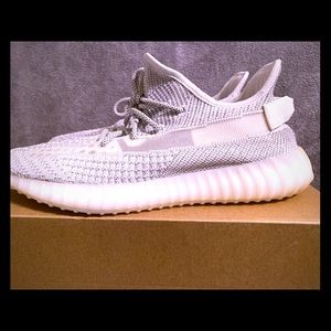 Yeezy 350 v2 static reflective